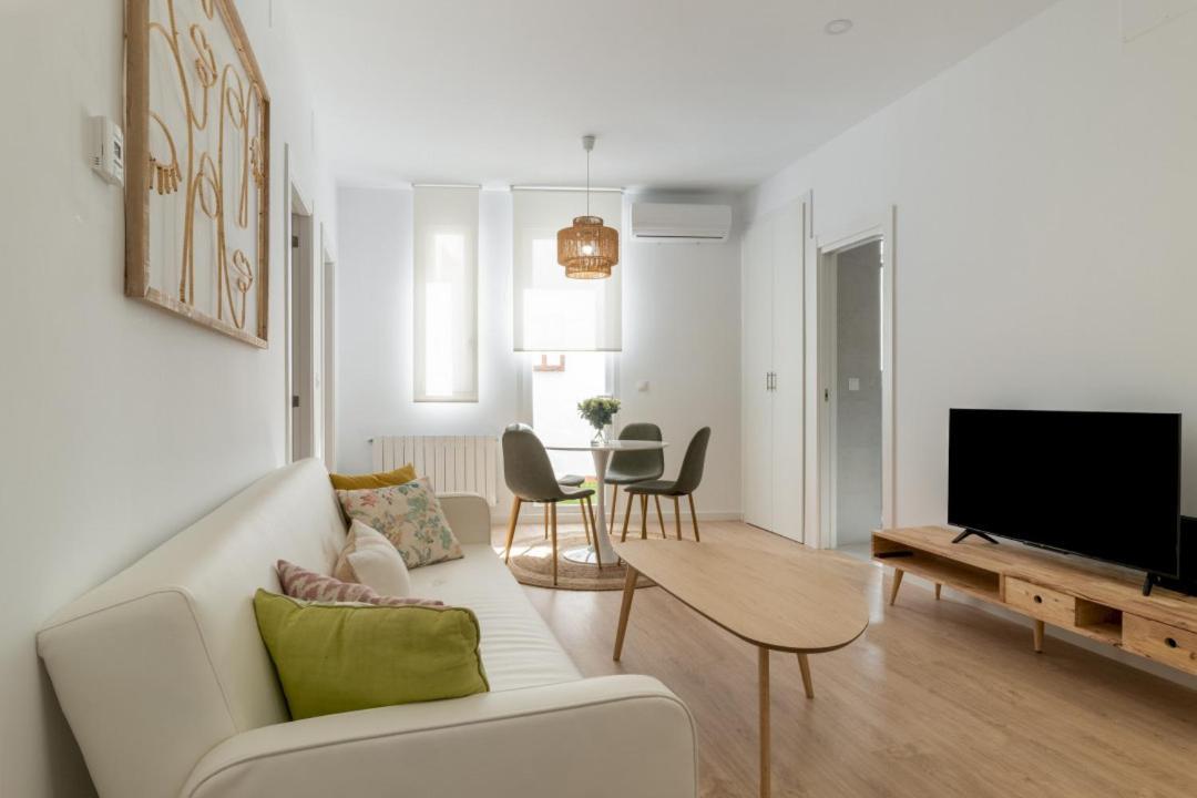 2 Bedrooms 2 Bathrooms Furnished - Retiro - Refurbished - Mintystay Madrid Exterior foto